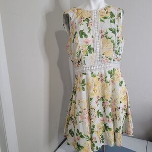 Disney Princess Medium dress juniors flower keyhole sheer lining zip women